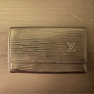 Louis Vuitton Key Holder Black Epi